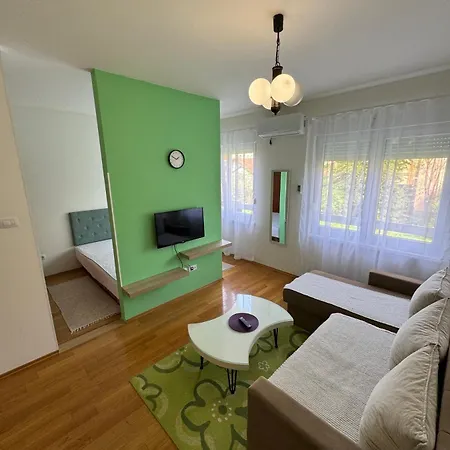 Apartman Studio 33